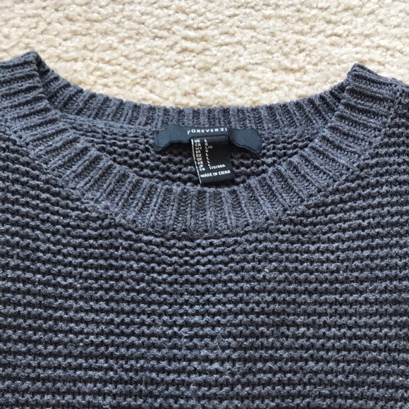 Black sweater - Picture 4 of 4